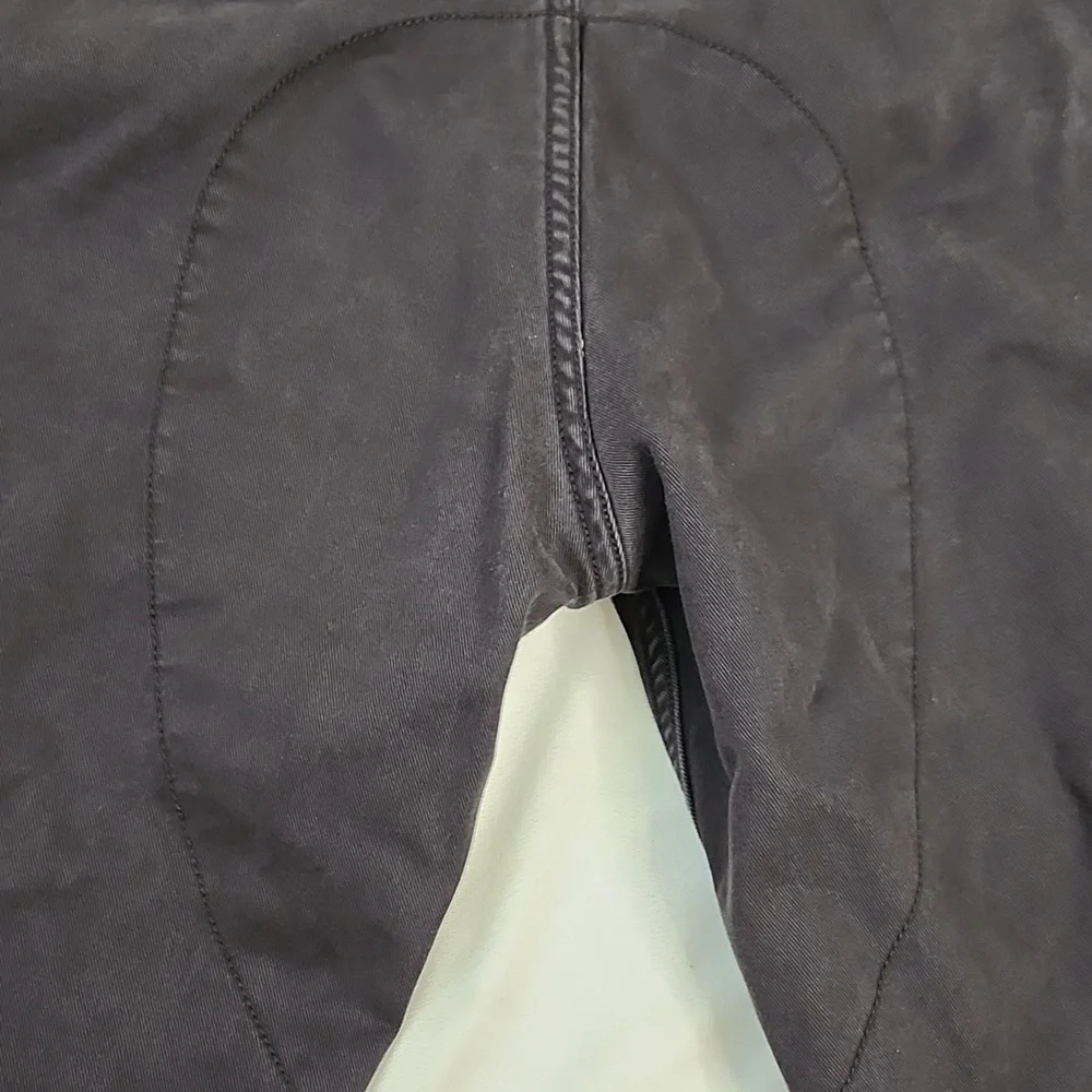 Levi's Classic Black Mens Cargo Pants - Picture 5 of 16